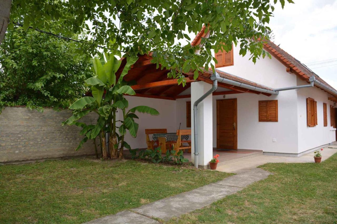 Apartment Balatonbereny 8 Esterno foto