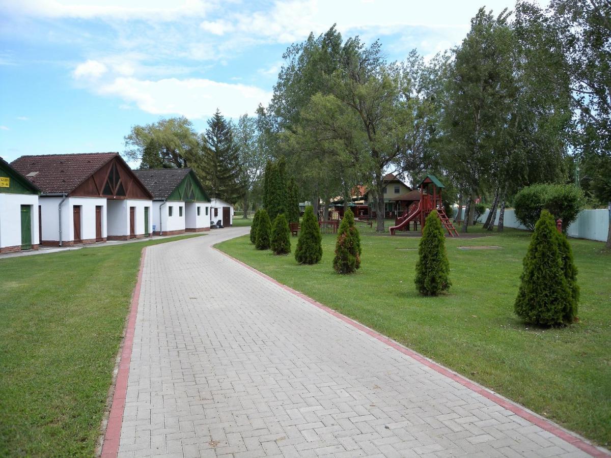 Apartment Balatonbereny 8 Esterno foto
